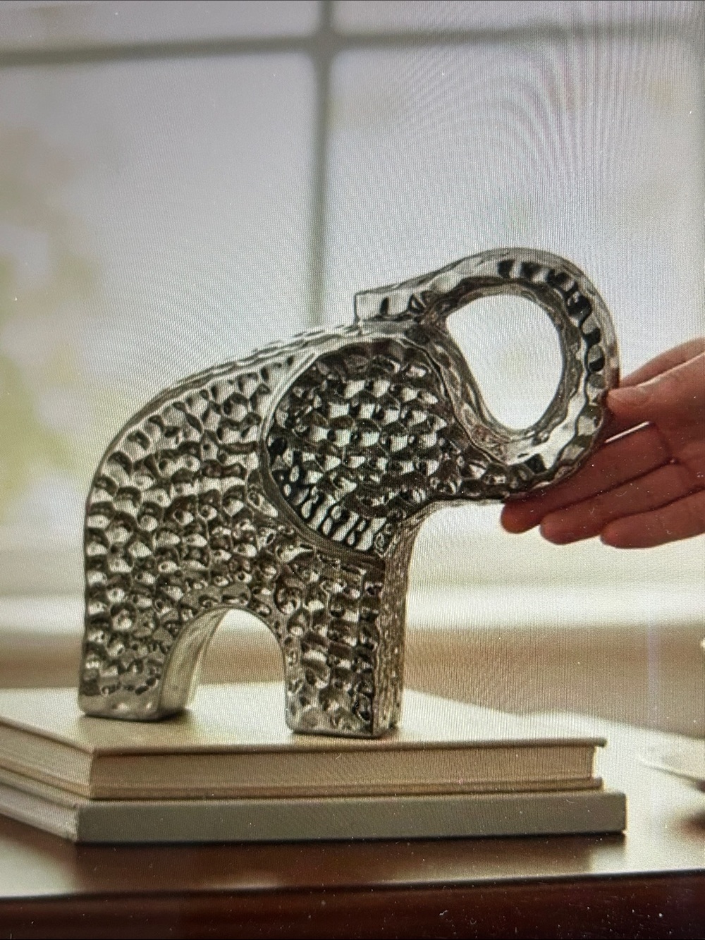 Elephant Figure silver dimpled